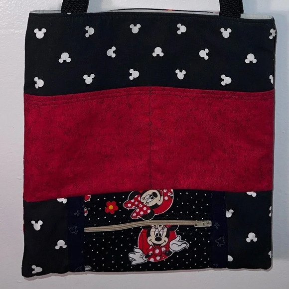 Children’s tote Minnie Mouse print, with two outer pockets, one zip pouch pocket - Picture 2 of 9